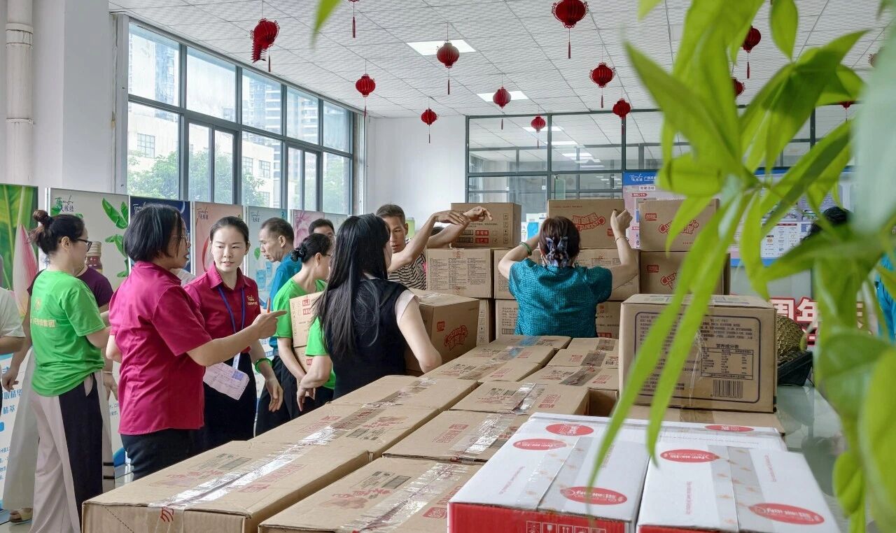 驰援横州!天缘绿集团紧急筹备物资,风雨同舟共渡难关